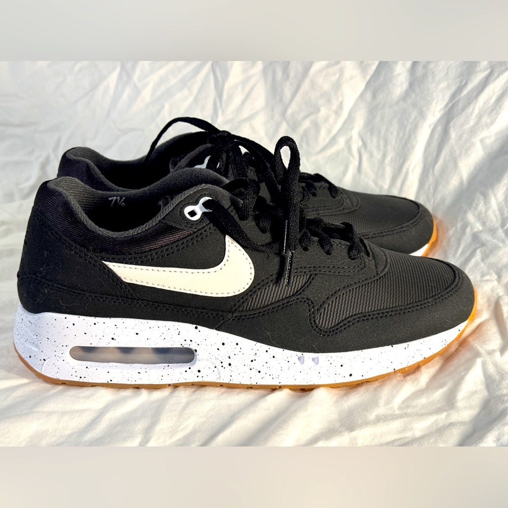 Nike Golf Shoes 
{Brand New}